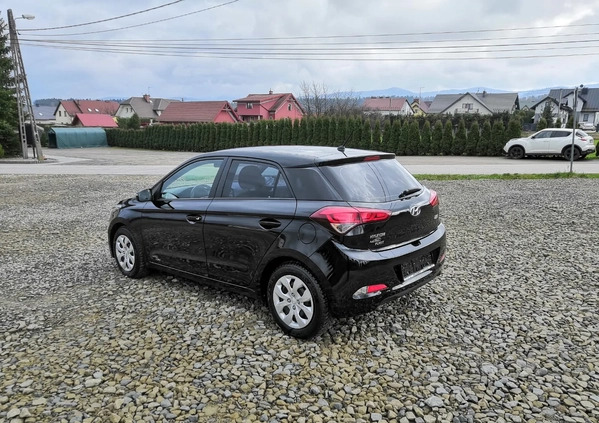 Hyundai i20 cena 25900 przebieg: 179000, rok produkcji 2015 z Skarszewy małe 781